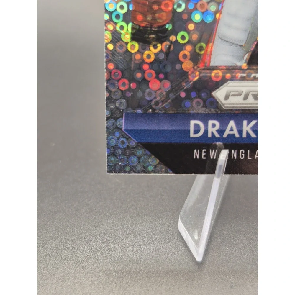 2025 Prizm Drake Maye‎ #8 Throwback No Huddle Disco Silver Prizm Patriots